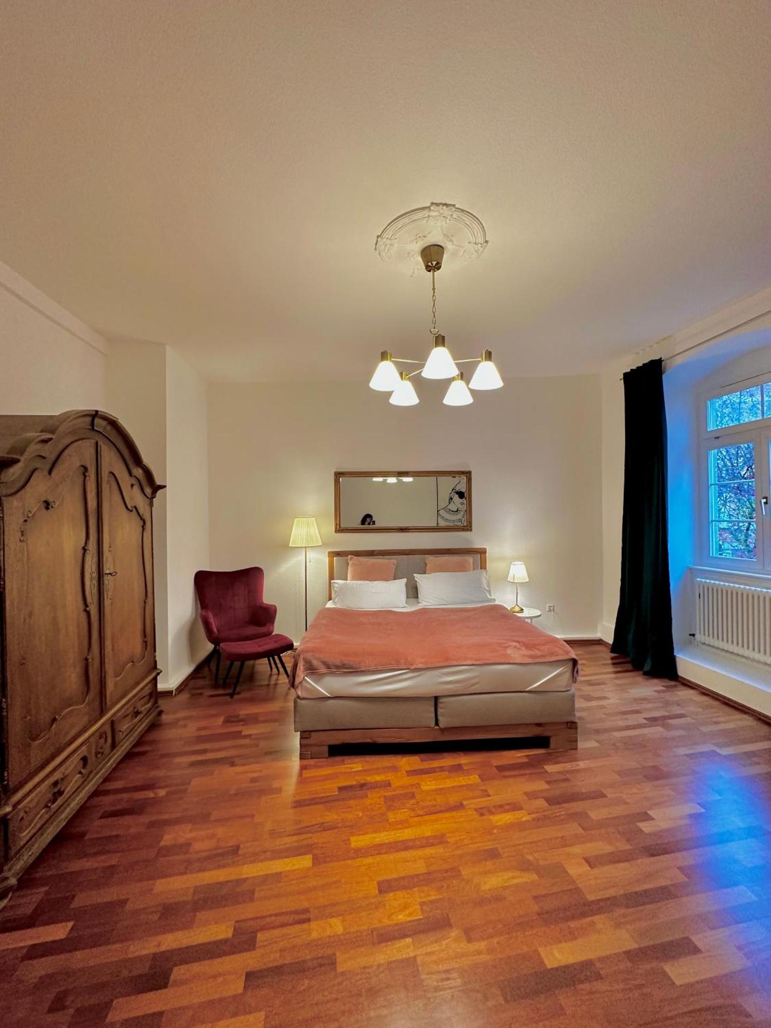 Hirsch Appartements Baden-Bade Exterior foto
