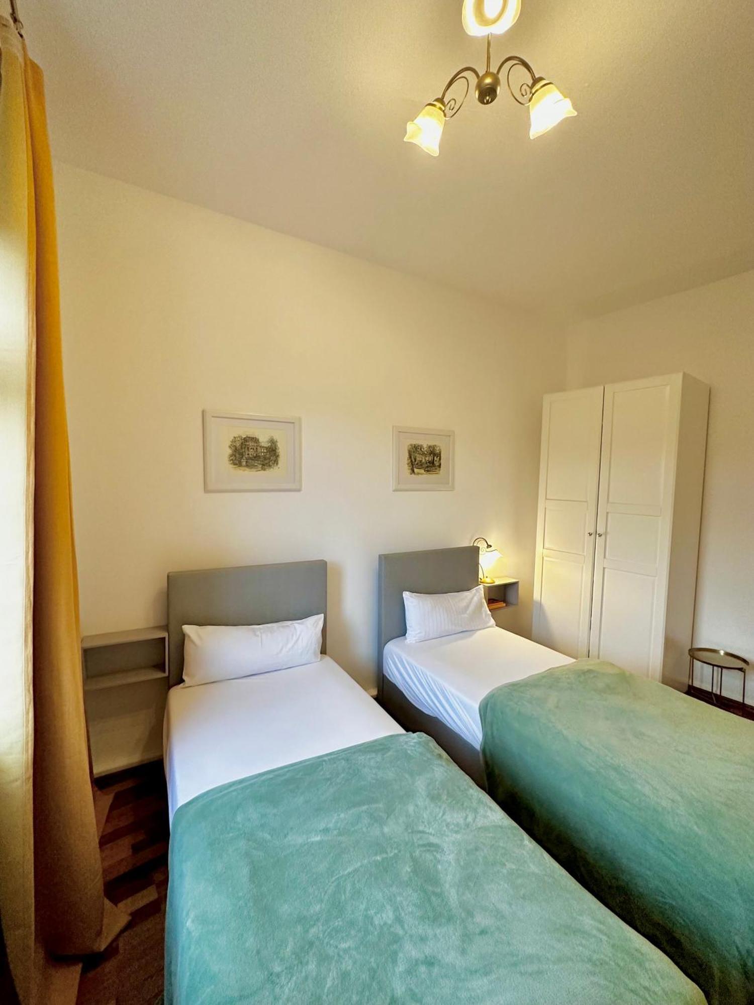Hirsch Appartements Baden-Bade Exterior foto