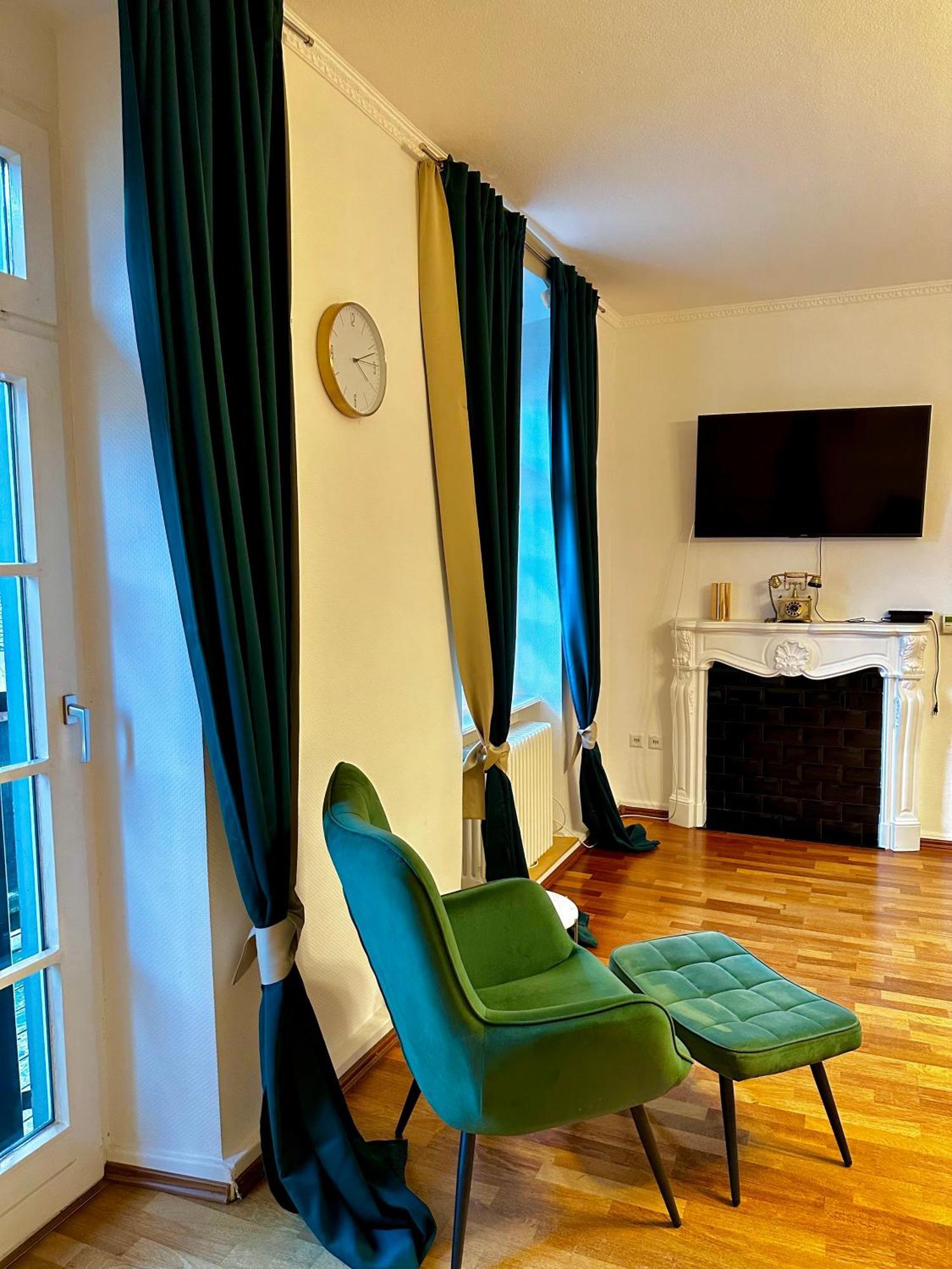 Hirsch Appartements Baden-Bade Exterior foto