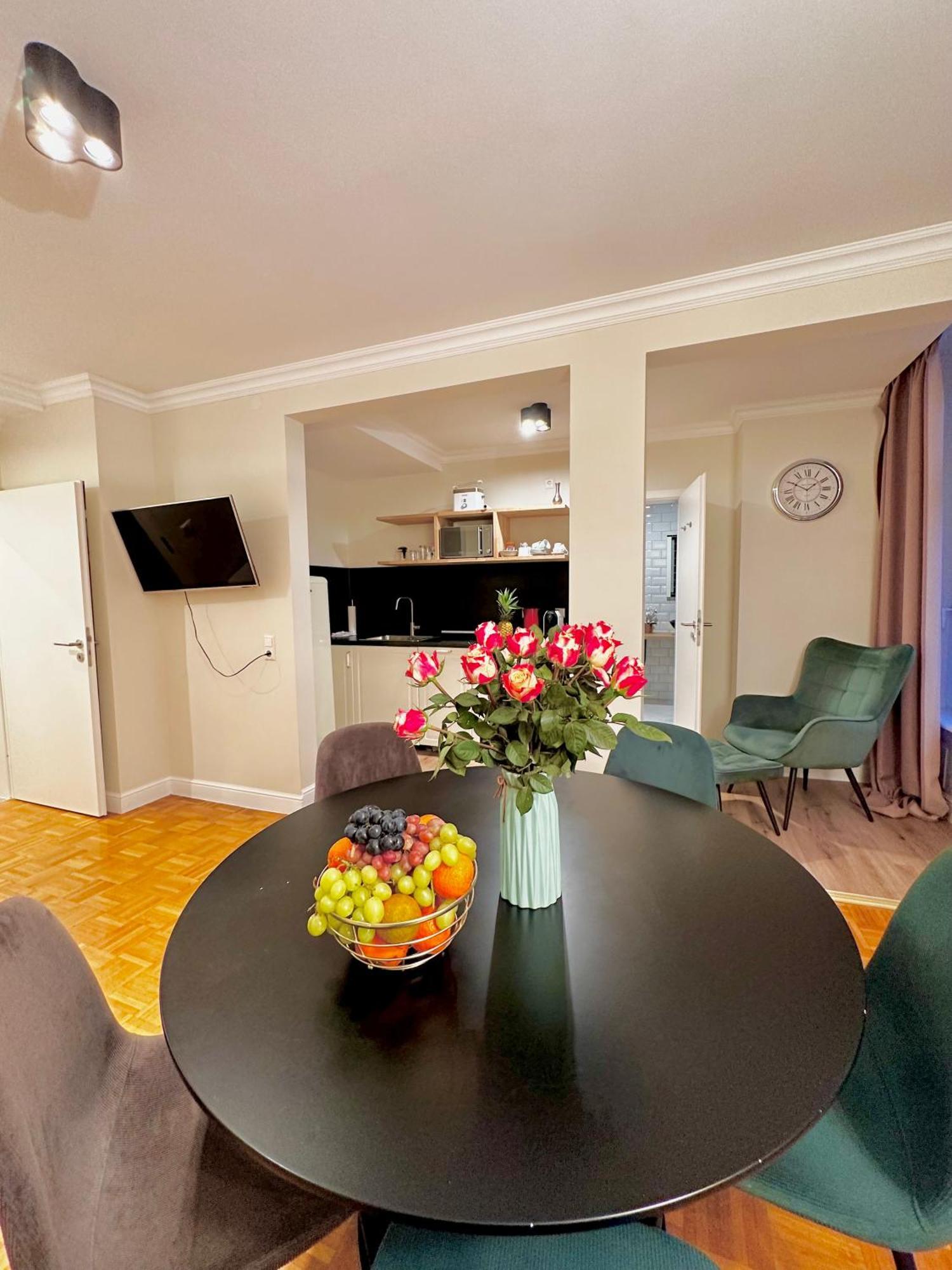 Hirsch Appartements Baden-Bade Exterior foto